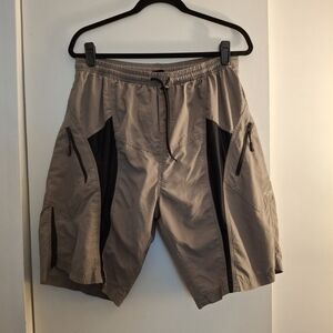 Santic Men's Cycling  Cargo Shorts with Padding and Elastic Waistband